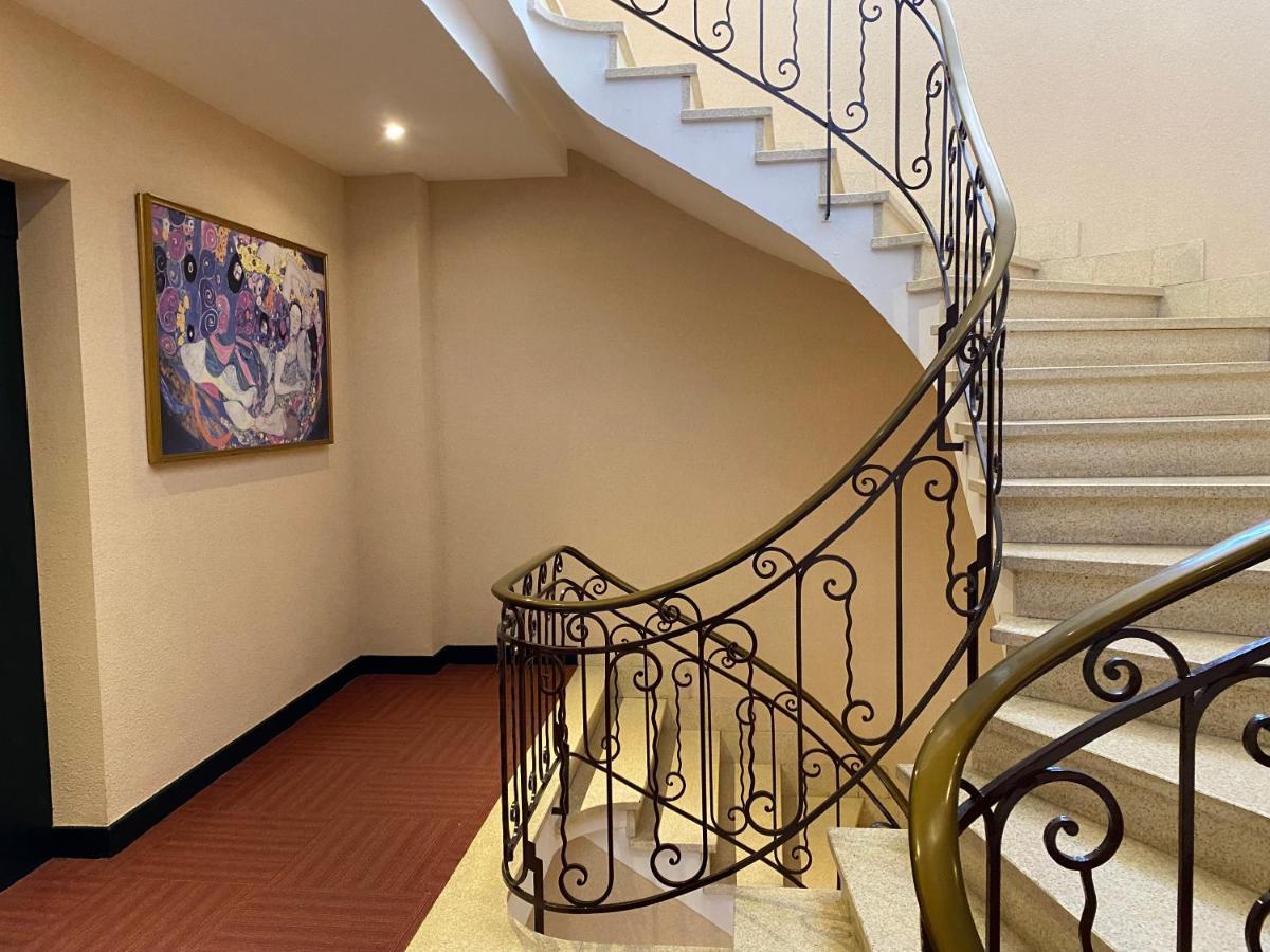 Hotel Chiffre Albi Exterior foto