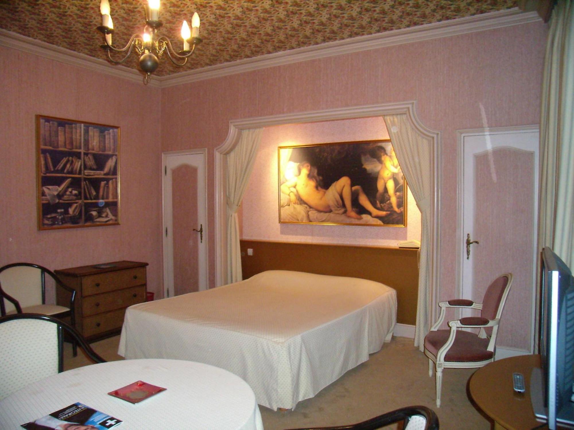 Hotel Chiffre Albi Exterior foto