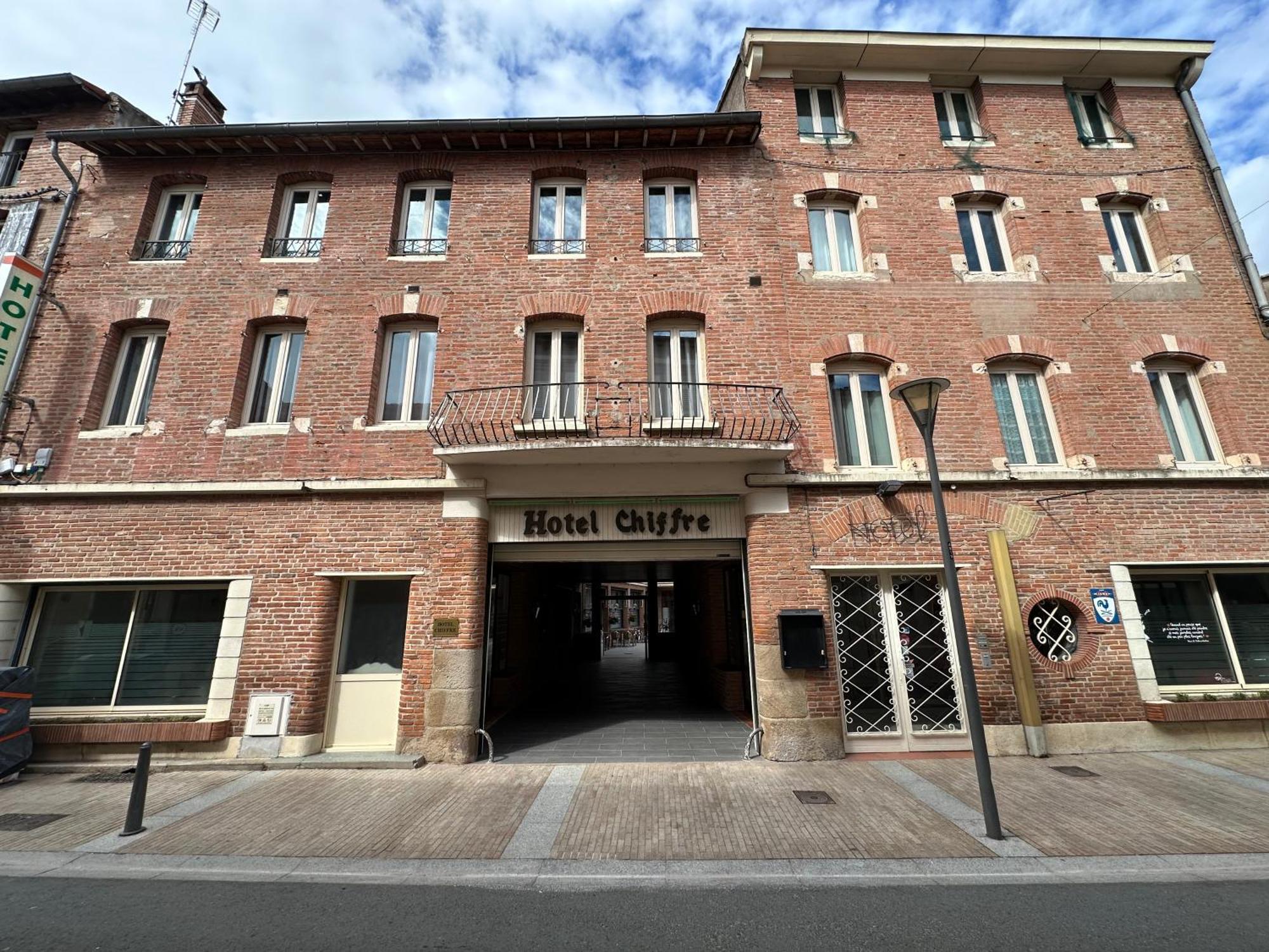 Hotel Chiffre Albi Exterior foto